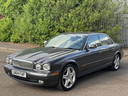 JAGUAR XJR