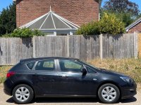 VAUXHALL ASTRA